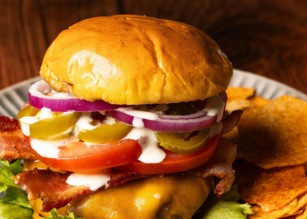 
                Jalapeño Ranch Bacon Burger
              